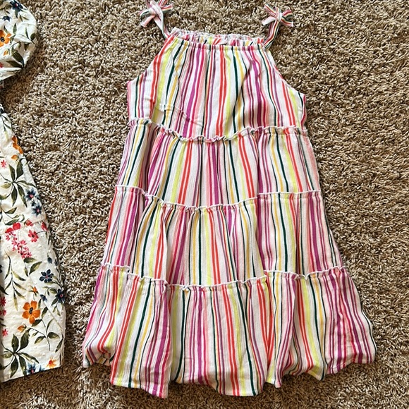 Girls summer/spring dress all in size 4/4T no stains - Picture 3 of 11